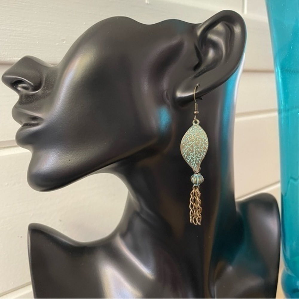 2/$29 Handmade Long Leaf Chain Fringe Dangle Earrings Aged Brass Peacock - Picture 3 of 4